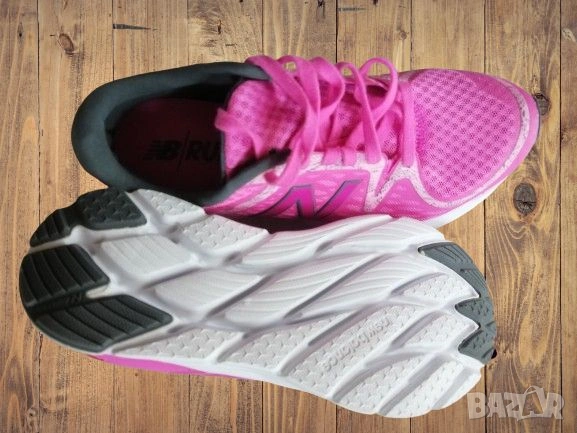Дамски маратонки New Balance/37/, снимка 2 - Маратонки - 55268067