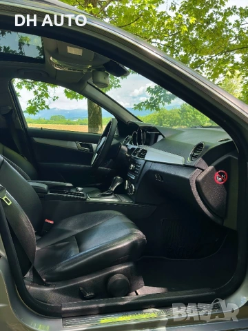 Mercedes-Benz C 220, снимка 7 - Автомобили и джипове - 54769206
