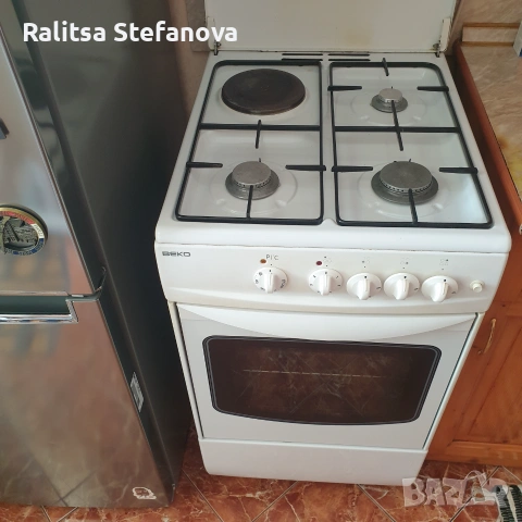 Продавам готварска печка BEKO, снимка 2 - Печки, фурни - 54978510