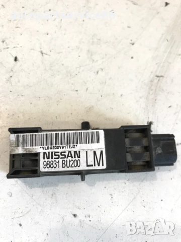 Ляв сензор за удар за Nissan Almera Tino 2.2 Di (2004) 98831Bu200