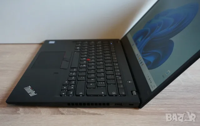 Бизнес лаптоп Lenovo Thinkpad T 490S Като нов!, снимка 3 - Лаптопи за работа - 55545612