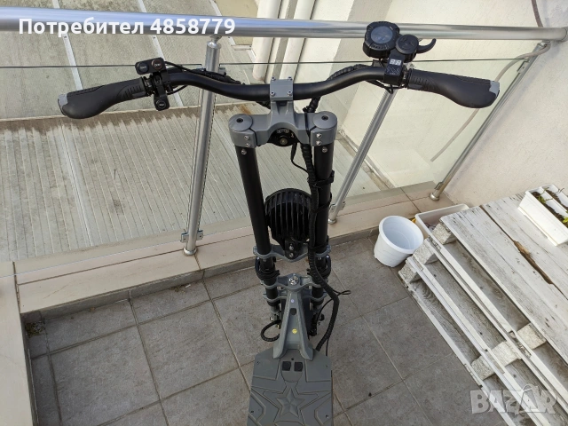 🛴 Vsett 11+ | Отлично състояние |  <1000км | С документи, 3 чипа и 2 зарядни, снимка 6 - Скейтборд, ховърборд, уейвборд - 54933014