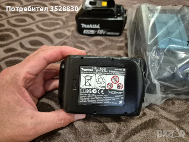 Комплект Макита 2бр. оригинални батерии 3Ah Makita BL1830B и оригинално бързо зарядно DC18RC LXT 18V, снимка 4 - Други инструменти - 54568450