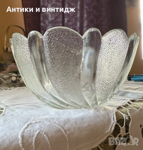 Ретро малка купа / купичка от ураново стъкло „Листа“ (13х7 см), сияещ ефект под UV, снимка 4 - Други ценни предмети - 55168106