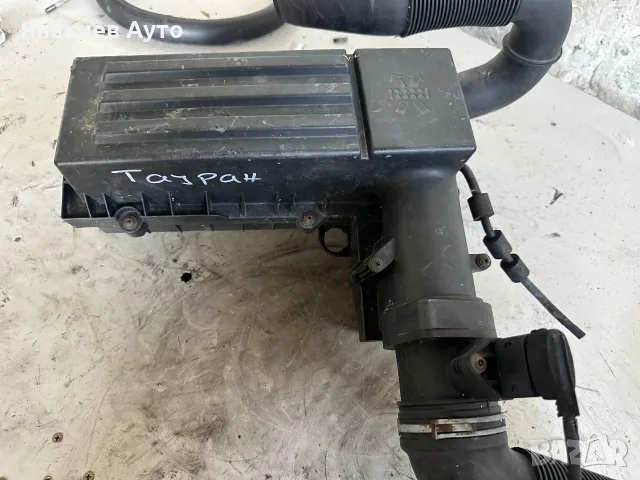 Кутия въздушен филтър за VW Touran, снимка 2 - Части - 55392137