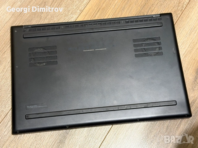 Razer Blade 15 Advanced i7-10875H/16RAM/512NVMe/RTX 2070 Super MAX-Q, снимка 9 - Лаптопи за игри - 54686761