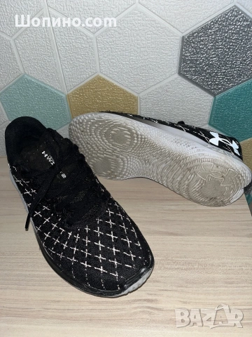 Втора употреба Under Armour Flow Velociti Wind Оригинални и супер леки маратонки , снимка 2 - Маратонки - 54583978