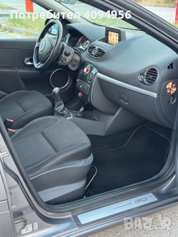 Renault Clio 20th Edition, снимка 9 - Автомобили и джипове - 55053810