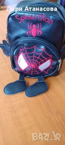 Малка дамска чанта в правоъгълна форма, с декоративна паяжина, снимка 3 - Чанти - 54101190