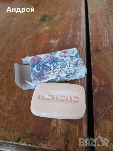 Стар сапун Nevena, снимка 4 - Други ценни предмети - 54346034