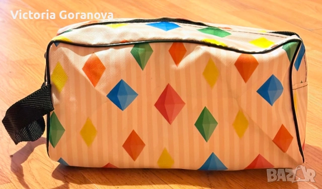 Комплект несесери ( черен + бял), снимка 2 - Други - 54213305