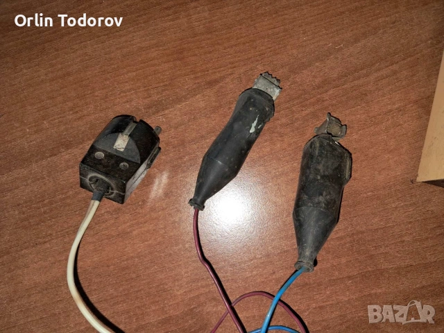 Продавам зарядно да автоммобил, снимка 3 - Аксесоари и консумативи - 54275223