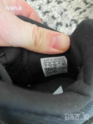 Детски маратонки Адидас 32 ном, снимка 4 - Детски маратонки - 54237890