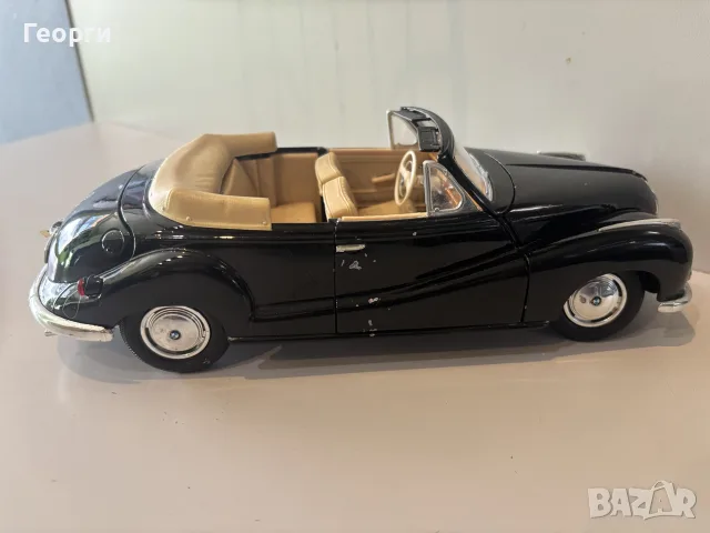 Метална количка 1:18 BMW 502 , снимка 5 - Колекции - 55540753