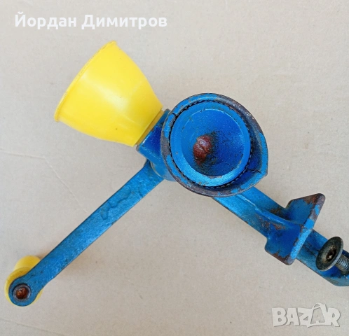 машинка за подправки,кафе и др., снимка 2 - Антикварни и старинни предмети - 54484058