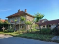 Продавам/Заменям двуетажна къща на 5 минути пешеходно разстояние от центъра на град Берковица , снимка 5