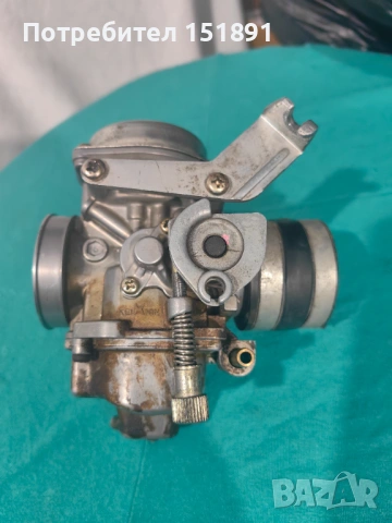 Карбуратор Honda cbr 125 r  работещ имам също предна джанта и двигател за части за модела, снимка 6 - Части - 54067408