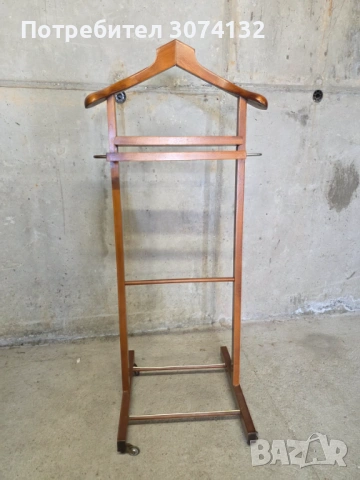 Ретро закачалка за дрехи