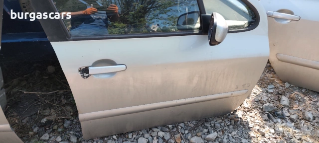 Врата предна задна лява дясна  Peugeot 307 SW, снимка 3 - Части - 54532828