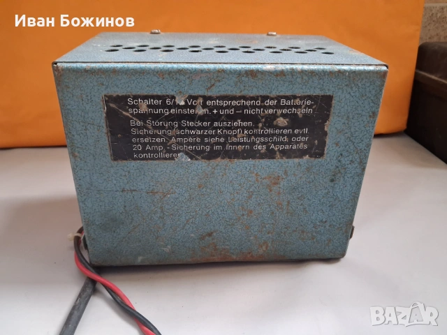 Немско зарядно за акумулатори. На 12V и 6V., снимка 2 - Аксесоари и консумативи - 54181346