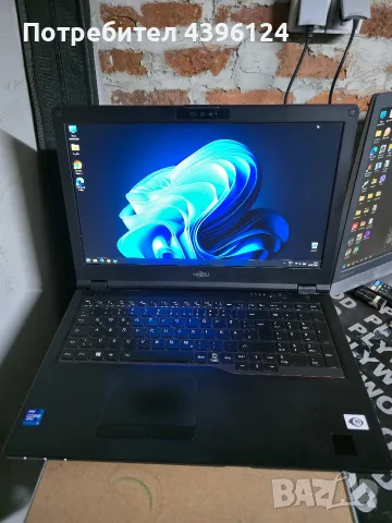 Лаптоп Fujitsu lifebook e5511 Limited