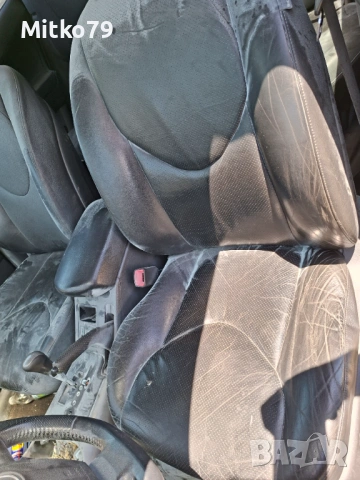 TOYATA RAV4 2.2DCAT 150кс 4х4 Автомат-на части, снимка 12 - Автомобили и джипове - 54906199