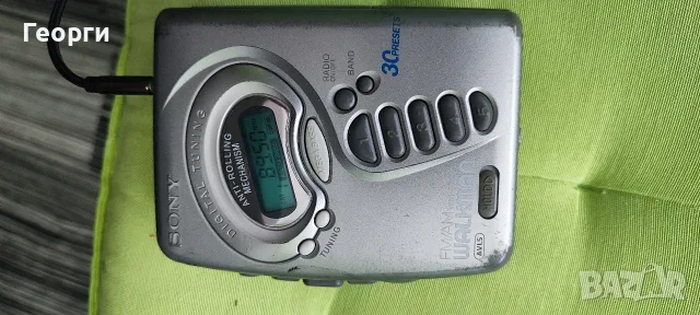 Уолкмен с радио Sony (Walkman)