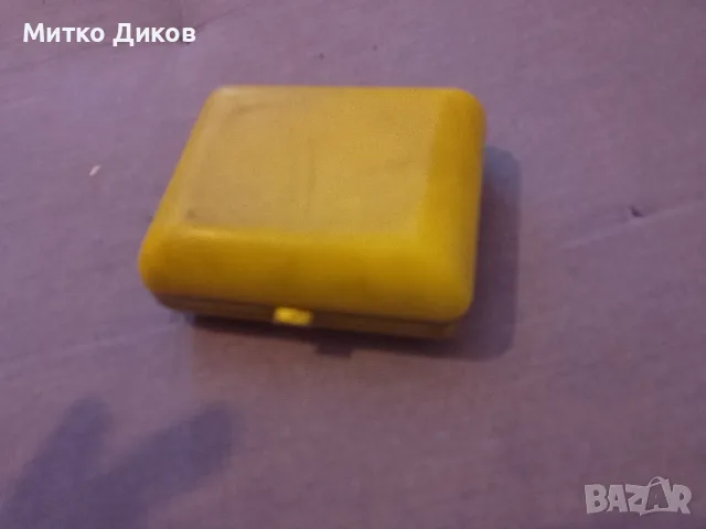 винтидж механичен будилник марка Aradora, произведен в Румъния.Моделът разполага с механизъм с 8 руб, снимка 3 - Други - 55569529