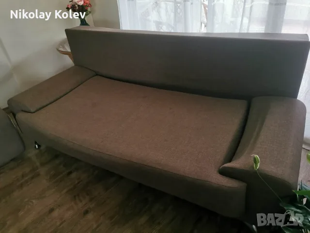 Разтегателен триместен диван, снимка 2 - Дивани и мека мебел - 55690996