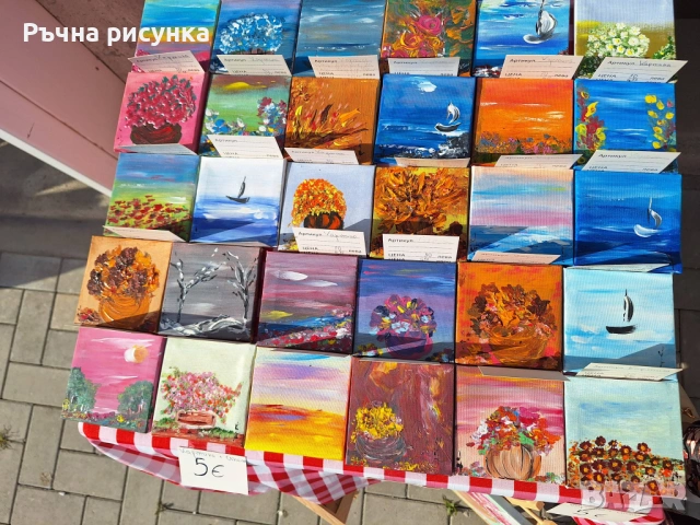 Малки рисувани картини с природа и море със статив 