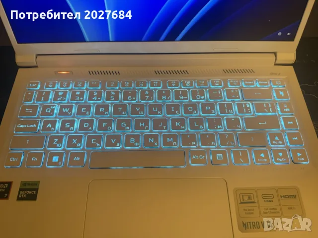 Геймърски лаптоп Acer Nitro V14 (Pearl White) – Ryzen 7 8845HS/32GB RAM/RTX 4050, в гаранция, снимка 7 - Лаптопи за игри - 55461687
