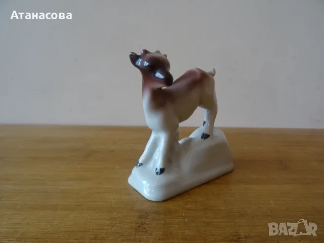 Порцеланова фигура Малка сърничка Сърна ИЗИДА 1960 г , снимка 3 - Антикварни и старинни предмети - 55413833