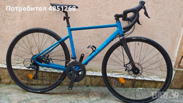 Шосеен велосипед Triban RC500