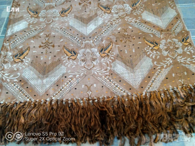 пакривка за легло и нови тъкани черги