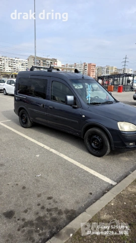 Опел комбо, снимка 2 - Автомобили и джипове - 54038205