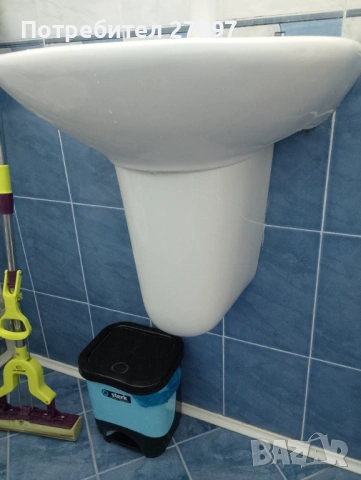 Продавам порцеланова мивка с козила(полуботуш), снимка 3 - Мивки - 54219825