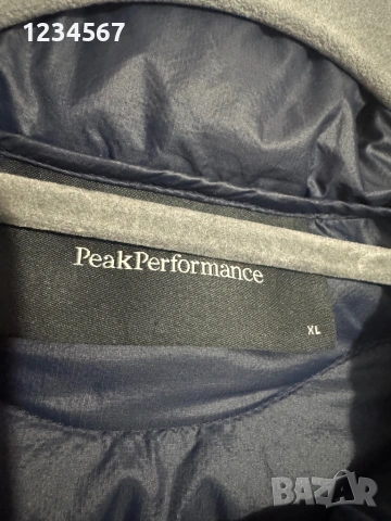 PEAK PERFORMANCE Vest 'Helium Down' in Blue., снимка 4 - Якета - 54221627