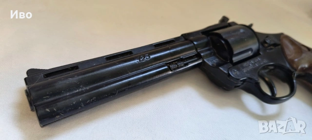 Колекционерски револвер с капси Colt Python (12 капси) – Рядък модел, МЕТАЛЕН, New Old Stock (NOS), снимка 8 - Колекции - 55175389