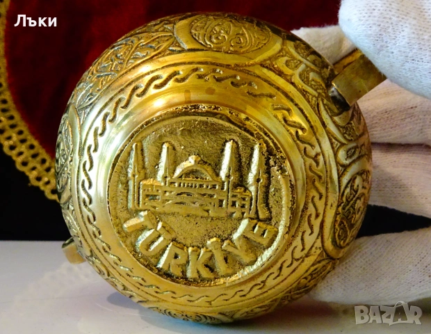 Бронзов чайник 380 гр.,Св.София,орнаменти. , снимка 3 - Антикварни и старинни предмети - 55120443