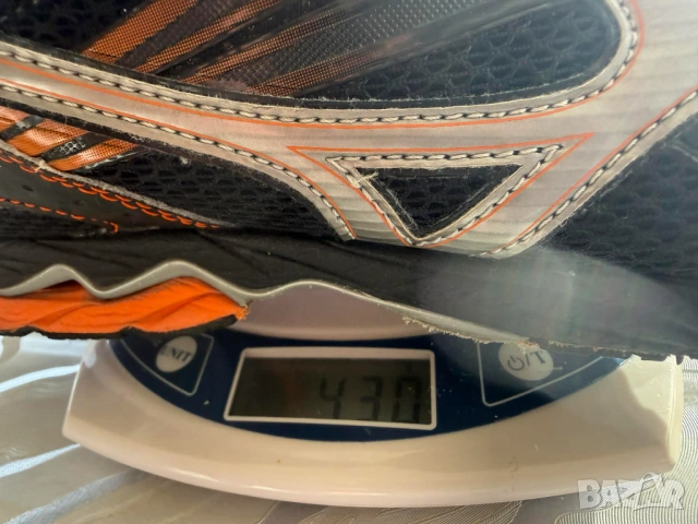 MIZUNO-МАРАТОНКИ №41 много леки  и двете тежат 430 грама, снимка 3 - Маратонки - 54229163