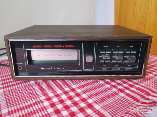 BROWNI 8 TRACK STEREO PLAYER ,japan, снимка 2 - Радиокасетофони, транзистори - 54064442