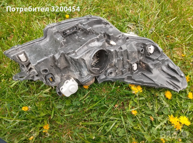 Ляв фар за Пежо, снимка 2 - Части - 54217003