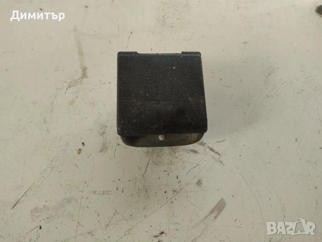 Пепелник Заден За Фолксваген Голф 3 1993г / VW Golf 3 1993y