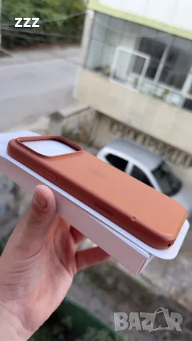 Оригинален Apple Силиконов калъф с MagSafe за iPhone 17 Pro Max – Terra Cotta, снимка 4 - Калъфи, кейсове - 55425242