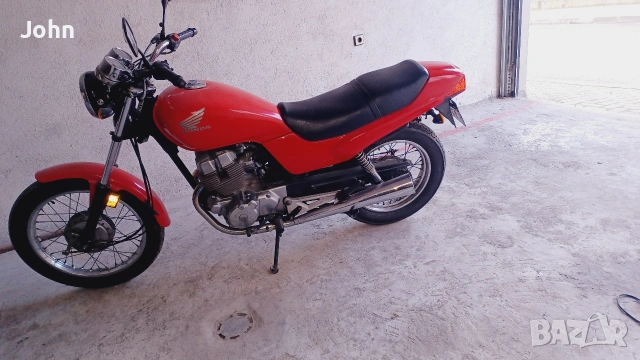 Мотоциклет Хонда СВ250 HONDA 