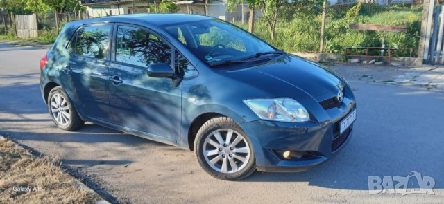Toyota Auris, снимка 2 - Автомобили и джипове - 54602096