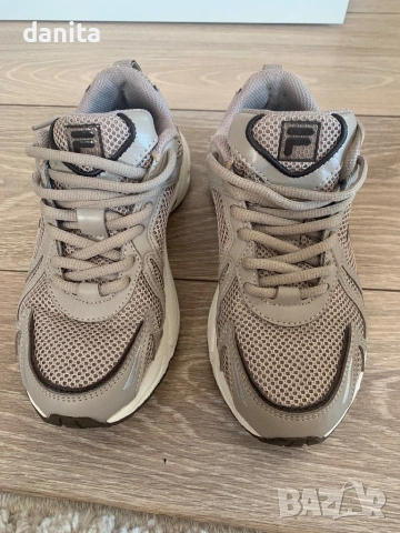 Fila дамски маратонки, снимка 2 - Маратонки - 54904285