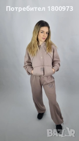 Дамски комплект, овърсайз модел.