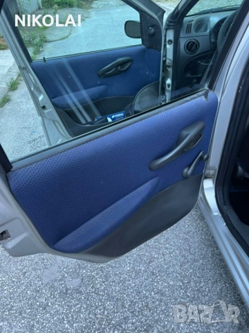 Fiat Punto 1.2i, снимка 11 - Автомобили и джипове - 54904792