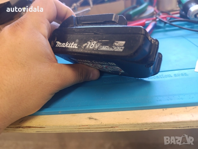 Рециклирана батерия Makita BL1815 – 18V / 3.0Ah, снимка 3 - Други инструменти - 54984970